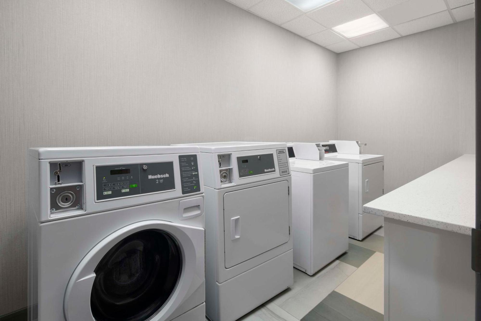 Hampton Inn Stafford / Quantico-Aquia Екстер'єр фото